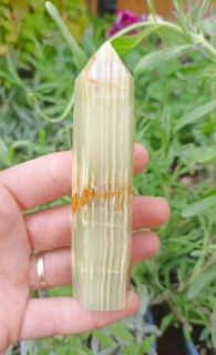 Obelisk Aragonit Onyx č: 2.